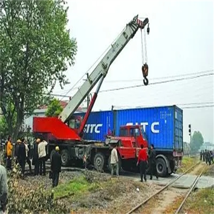 长泰县如何快速找到附近的吊车救援公司